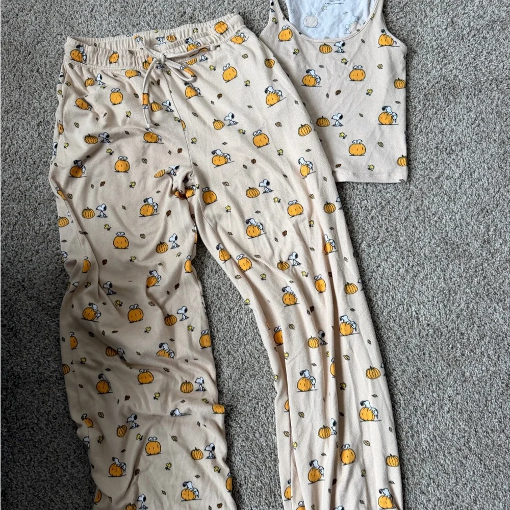 American Eagle Outfitters Snoopy Pumpkin Pajama Set - Cream and Orange - Picture 4 of 4